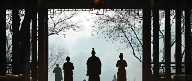 《魅影神捕》杀青：方逸伦饰鬼捕蒙锐查百童失踪案 _ 细节速览