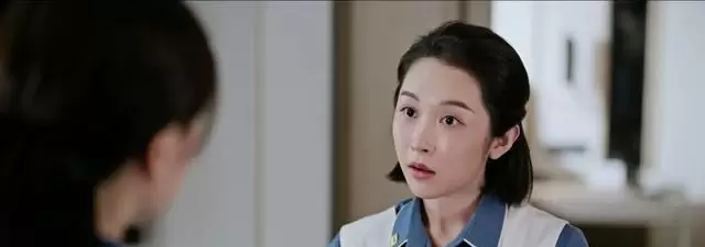 应世鸣古装侍女赢七与现代实习生小佳反差出圈 _ 资讯配图 应世鸣古装侍女赢七与现代实习生小佳反差出圈 _ 资讯配图