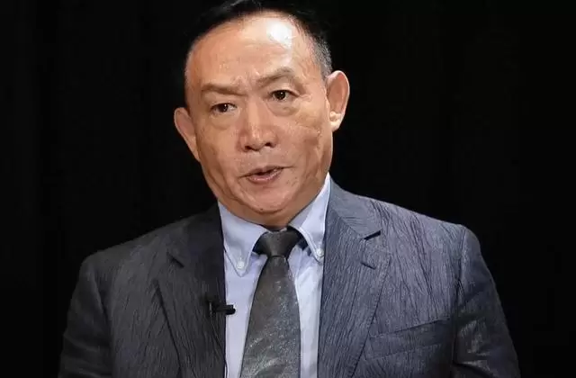 卢麒元公开批评张艺谋《菊豆》文化表达倾向 _ 细节速览 卢麒元公开批评张艺谋《菊豆》文化表达倾向 _ 细节速览