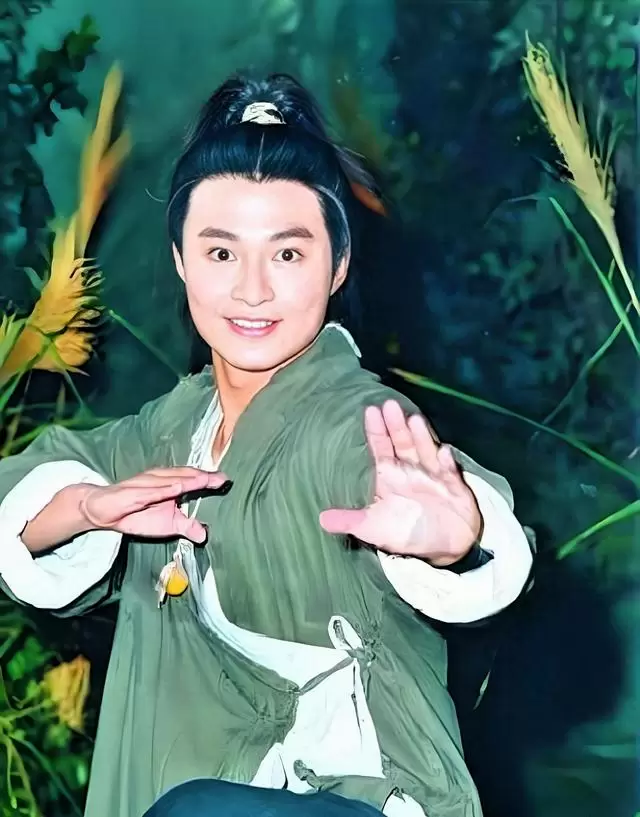 马景涛版《倚天屠龙记》重播引怀旧潮,周海媚周芷若成角色标杆 _ 细节速览 马景涛版《倚天屠龙记》重播引怀旧潮,周海媚周芷若成角色标杆 _ 细节速览