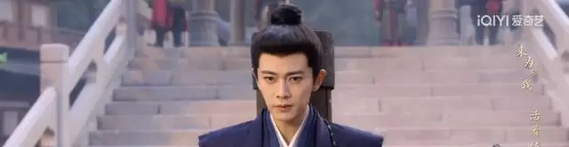 任嘉伦《佳偶天成》白发战损造型出圈,剧情逻辑遭观众集中质疑 _ 情报图 任嘉伦《佳偶天成》白发战损造型出圈,剧情逻辑遭观众集中质疑 _ 情报图